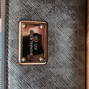 Michael Kors wallet